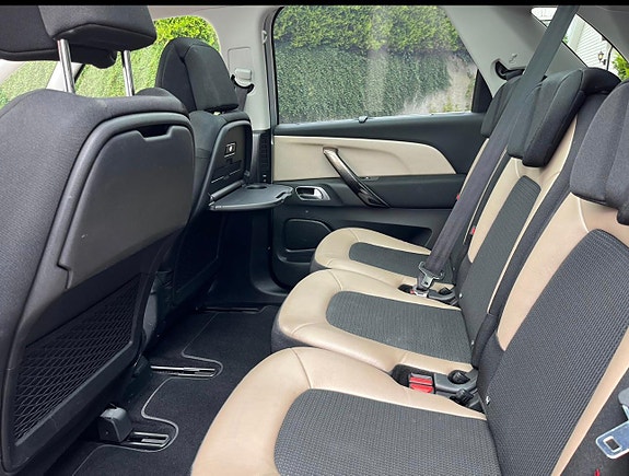 Citroen C4 Picasso 11 of 12