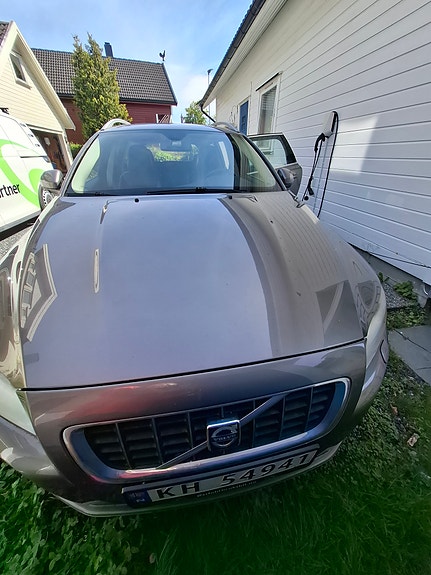 Volvo V70 4 of 6