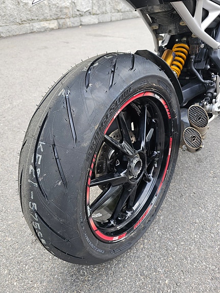 Triumph Speed Triple 1200 RS 5 of 13