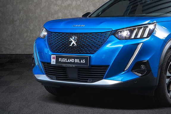 Peugeot e-2008 4 of 25