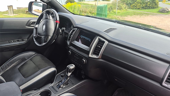 Ford Ranger Raptor 9 of 25