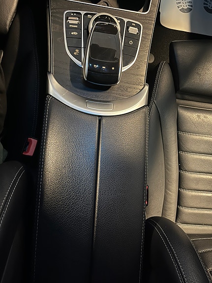 Mercedes-Benz C350 e 19 of 30