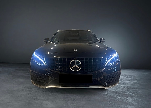 Mercedes-Benz C350 e 2 of 30