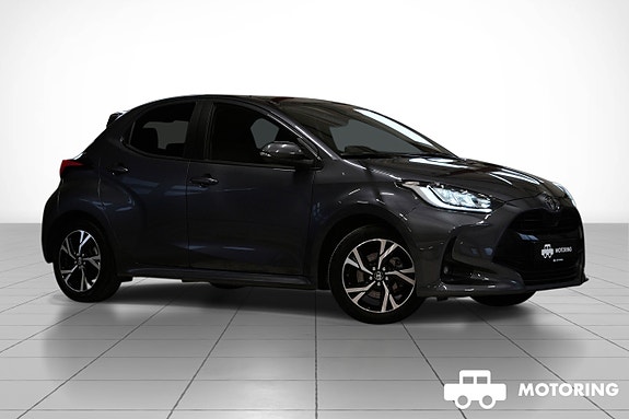Toyota Yaris 7 of 30