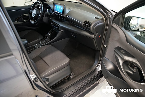 Toyota Yaris 21 of 30