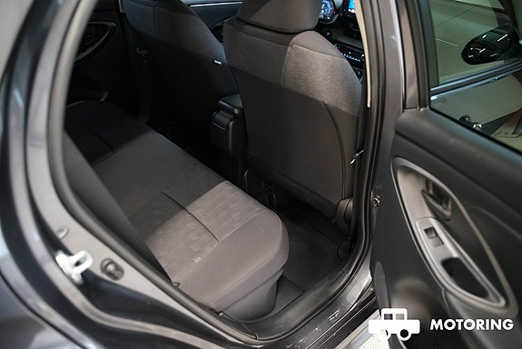 Toyota Yaris 20 of 30