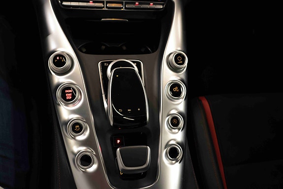 Mercedes-Benz AMG GT Coupe 28 of 30