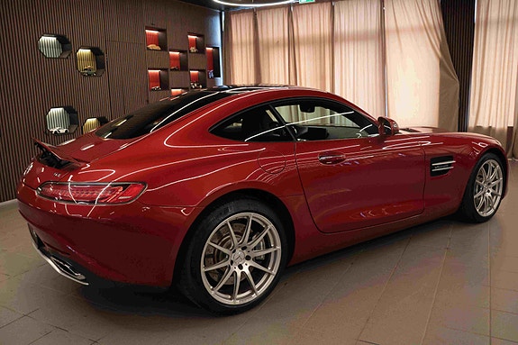 Mercedes-Benz AMG GT Coupe 10 of 30