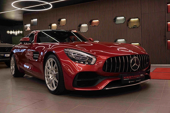 Mercedes-Benz AMG GT Coupe 4 of 30