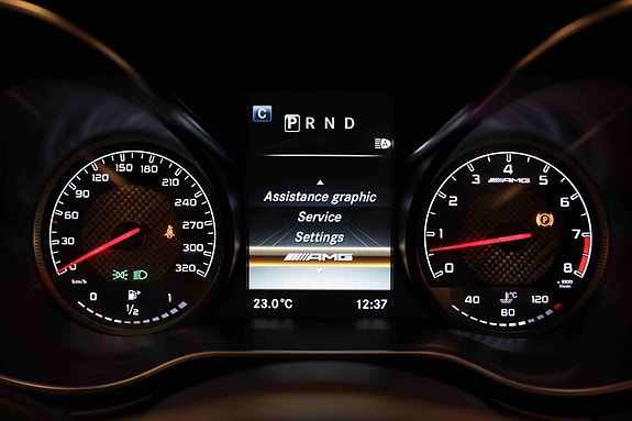 Mercedes-Benz AMG GT Coupe 30 of 30