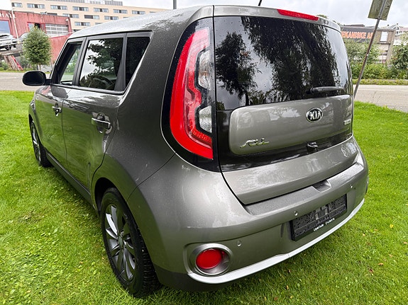 Kia Soul 6 of 21