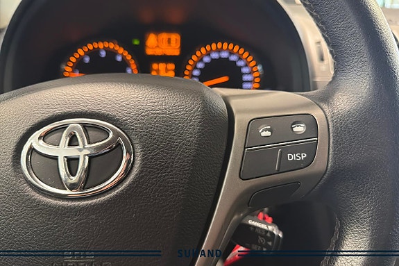 Toyota Avensis 12 of 19