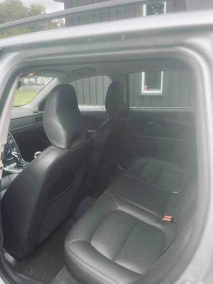 Volvo XC70 15 of 15