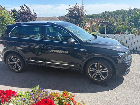 Volkswagen Tiguan 4 of 11