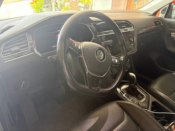 Volkswagen Tiguan 5 of 11