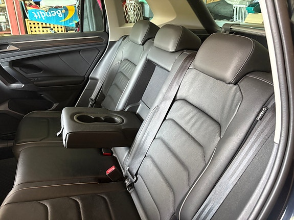 Volkswagen Tiguan 6 of 11