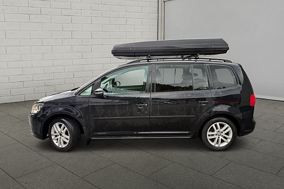 Volkswagen Touran 4 of 17