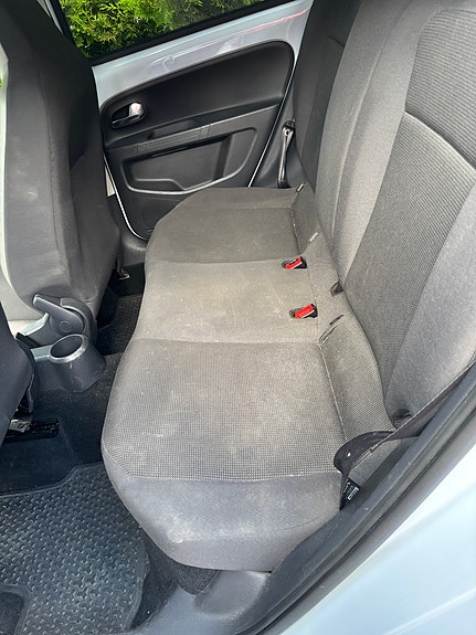 Volkswagen UP! 8 of 15