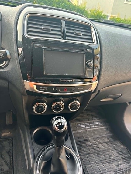 Mitsubishi ASX 15 of 30