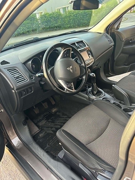 Mitsubishi ASX 17 of 30