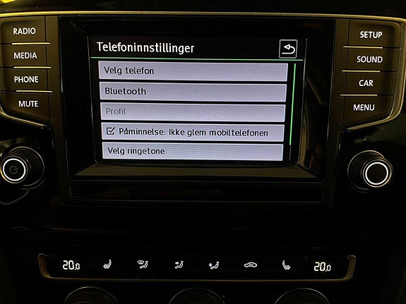 Volkswagen Golf VII 16 of 30