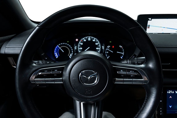 Mazda MX-30 21 of 30