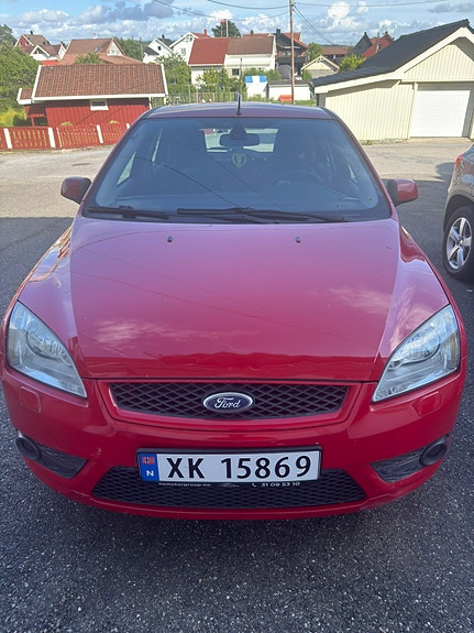 Ford Focus 2 of 16
