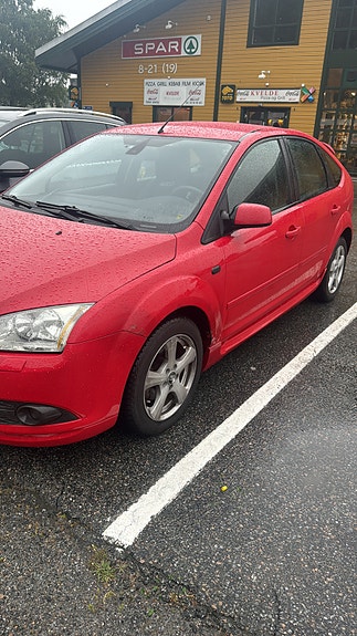 Ford Focus 4 of 16