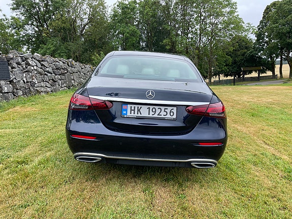 Mercedes-Benz E400 d 4 of 27