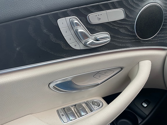 Mercedes-Benz E400 d 18 of 27