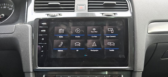 Volkswagen e-Golf VII 13 of 23