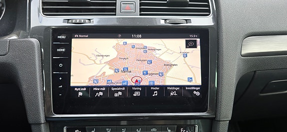 Volkswagen e-Golf VII 15 of 23