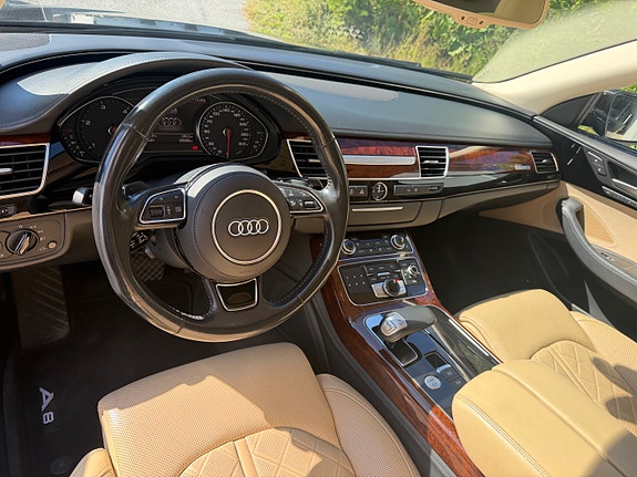 Audi A8 2 of 22