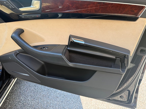 Audi A8 10 of 22