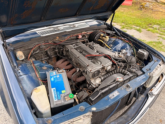 Mercedes-Benz 280 SE 11 of 12