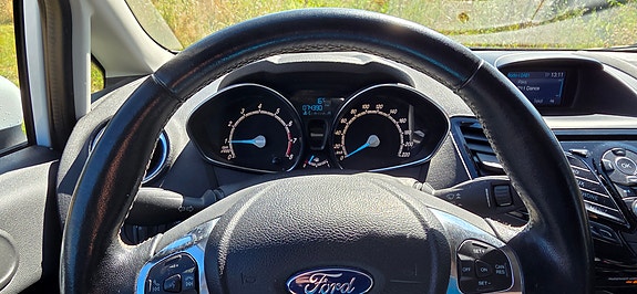 Ford Fiesta 18 of 25