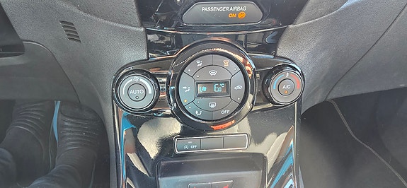 Ford Fiesta 15 of 25