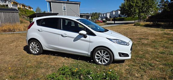 Ford Fiesta 7 of 25