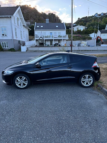 Honda CR-Z 3 of 5