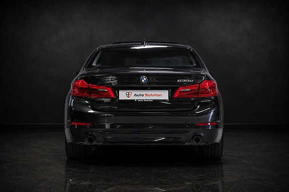 BMW 530e 4 of 22