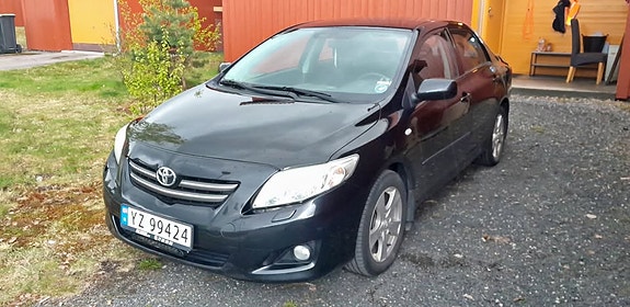 Toyota Corolla 2 of 9