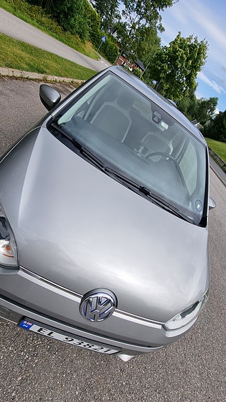 Volkswagen e-Up! 6 of 21
