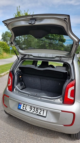 Volkswagen e-Up! 7 of 21