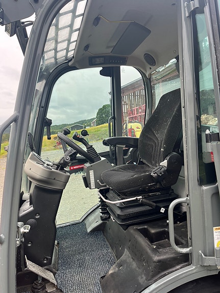 Weidemann 4080 10 of 11