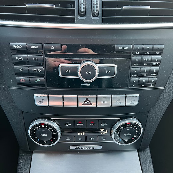 Mercedes-Benz C220 d 4 of 18