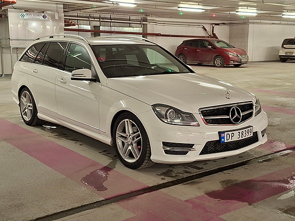Mercedes-Benz C220 d 3 of 18