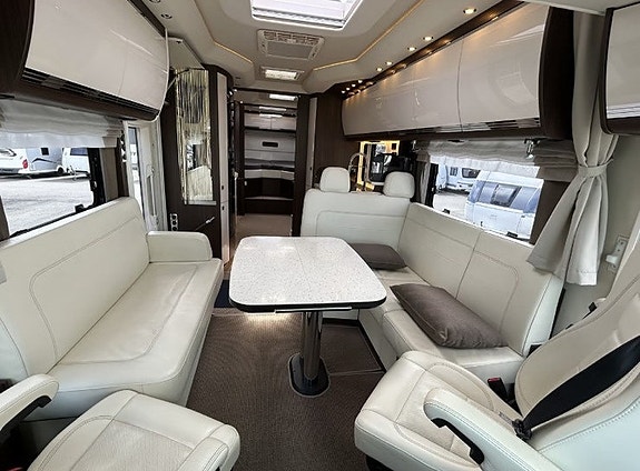 Morelo EMPIRE 90 L 20 of 30