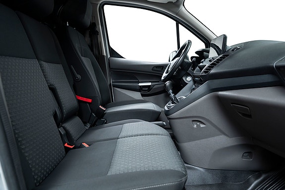 Ford Transit Connect 27 of 28