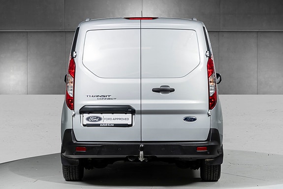 Ford Transit Connect 10 of 28