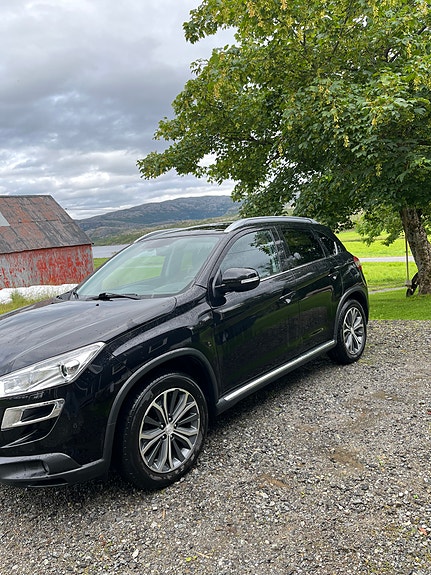 Peugeot 4008 3 of 25
